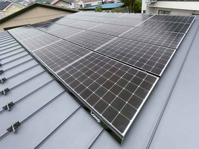 神奈川県藤沢市のLooop製LP-325M-60MH-002 ×25枚の太陽光発電施工写真