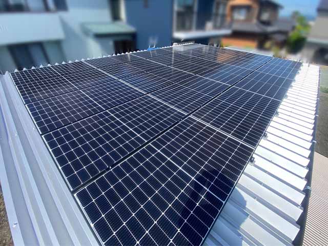 愛知県新城市のカナディアンソーラー製CS3L-375MS ×15、CS3LA-300MS ×10の太陽光発電施工写真