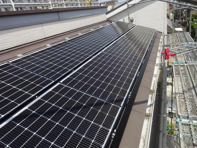 東京都江東区の長州産業製CS-223B81S ×10の太陽光発電施工写真