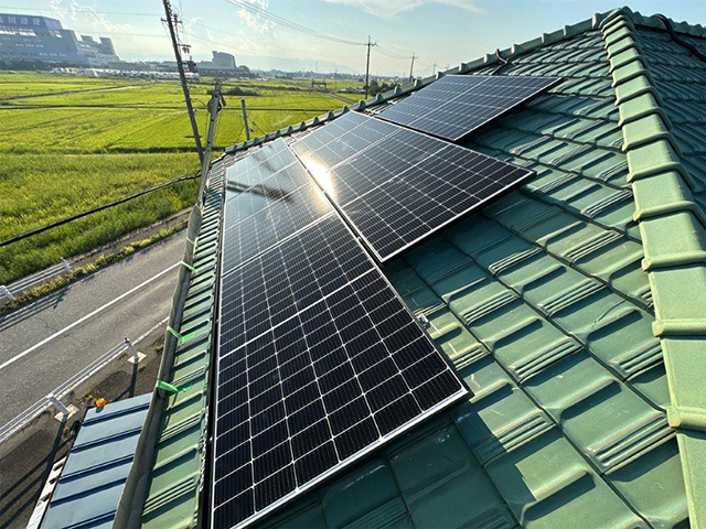 愛知県一宮市の長州産業製CS-340B81 ×18の施工写真