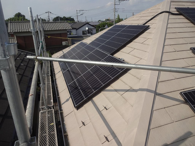 東京都小平市のカナディアンソーラー製CS6.2-48TM-455 ×6、CS6.2-32TM-300 ×7の太陽光発電施工写真3