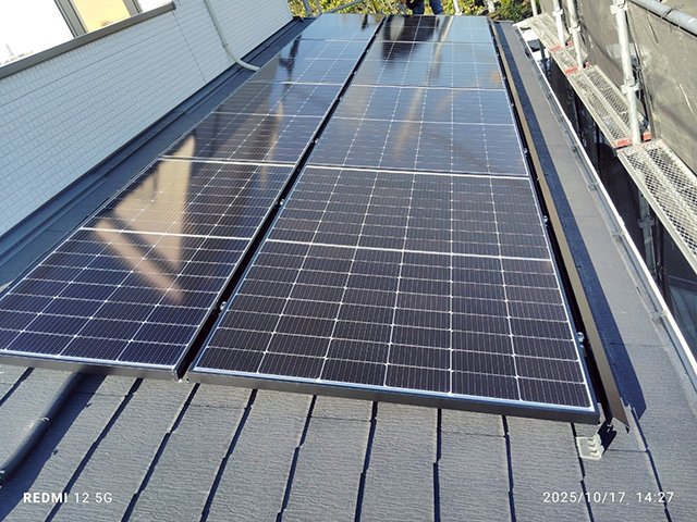 神奈川県横浜市の長州産業製CS-364B91 ×8、CS-243B91 ×7の施工写真