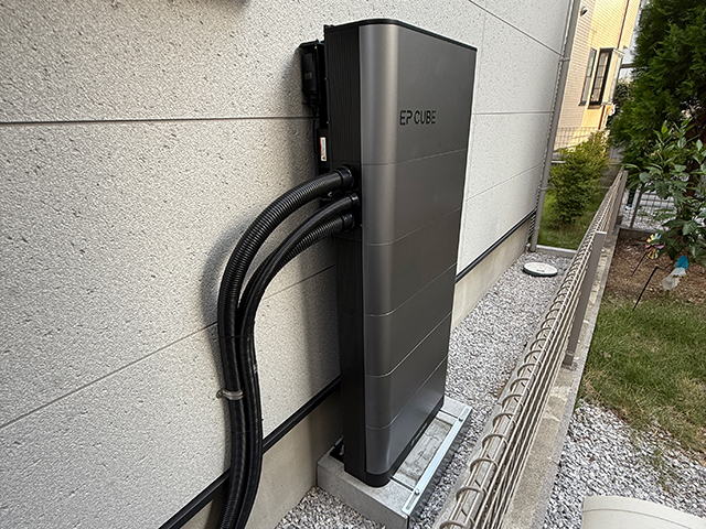 東京都八王子市の カナディアンソーラー製B1-3G ×4の蓄電池施工写真