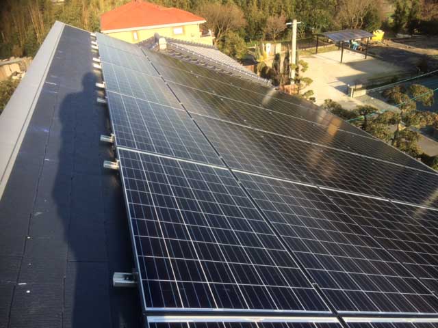 佐賀県鳥栖市のQセルズ製Q.PEAK-G3 275×38枚の太陽光発電施工写真
