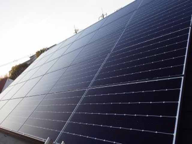 千葉県印西市のカナディアンソーラー製MOD-CS1H-335MS ×30の太陽光発電施工写真