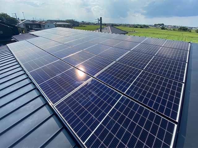 三重県伊勢市のネクストエナジー製NER120M345J-MB ×31枚の太陽光発電施工写真