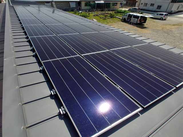 和歌山県有田郡のカナディアン・ソーラー製CS1V-265MS ×38の太陽光発電施工写真