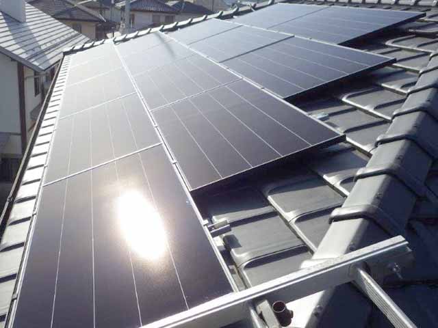 栃木県宇都宮市のカナディアン・ソーラー製CS1V-265MS ×24の太陽光発電施工写真