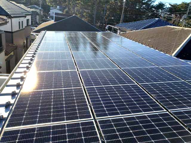 埼玉県上尾市のエクソル製XLM120-380L ×24の太陽光発電施工写真