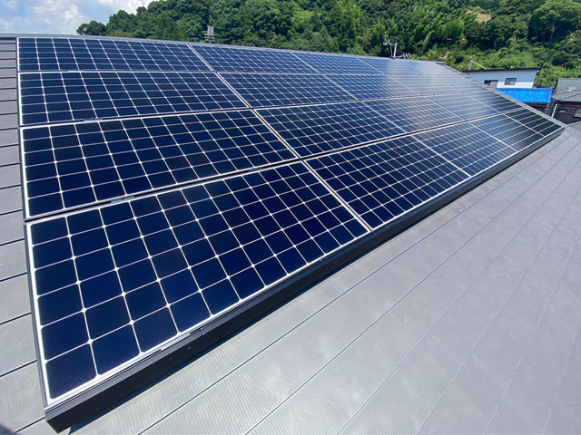 静岡県藤枝市の東芝製SPR-X21-265×20枚の太陽光発電施工写真