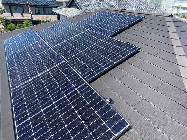 愛知県刈谷市のカナディアン・ソーラー製CS3L-375MS×15枚の太陽光発電施工写真