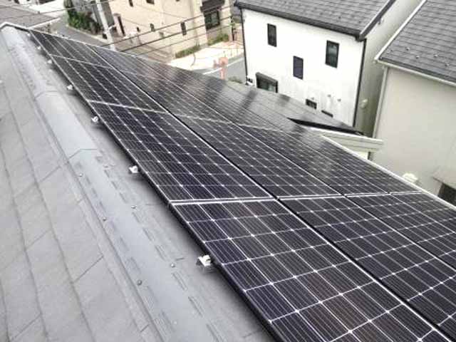 埼玉県さいたま市の長州産業製CS-260B61S ×19枚 CS-124B61S ×3枚の太陽光発電施工写真