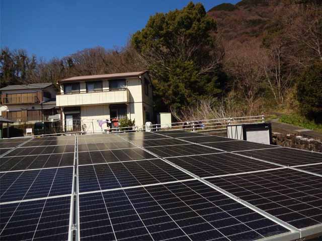 静岡県沼津市のネクストエナジー・アンド・リソース製NER144M410J-MBD ×15の太陽光発電施工写真