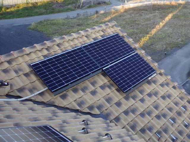 群馬県伊勢崎市の長州産業製CS-223B81S ×21、CS-109B81S ×3の太陽光発電施工写真3