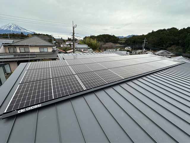 静岡県富士市の長州産業製CS-340B81 ×24の太陽光発電施工写真