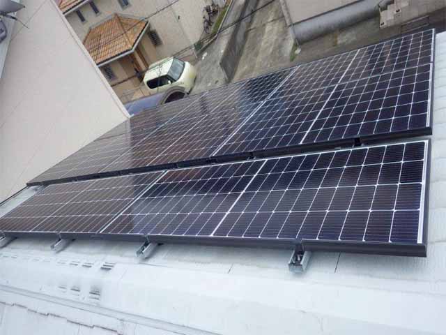 神奈川県伊勢原市のカナディアンソーラー製CS3LA-300MS ×6、CS3LB-250MS ×2の太陽光発電施工写真