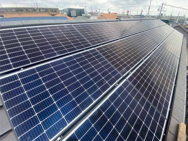 愛知県名古屋市の長州産業製CS-223B81S ×24の太陽光発電施工写真