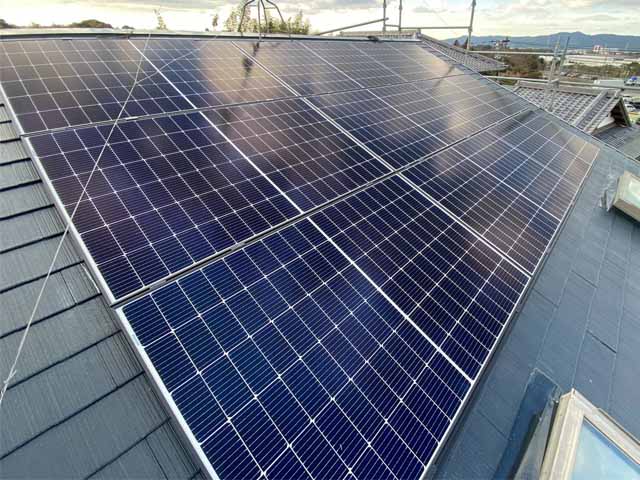 静岡県湖西市のカナディアンソーラー製CS-340B81 ×12の太陽光発電施工写真
