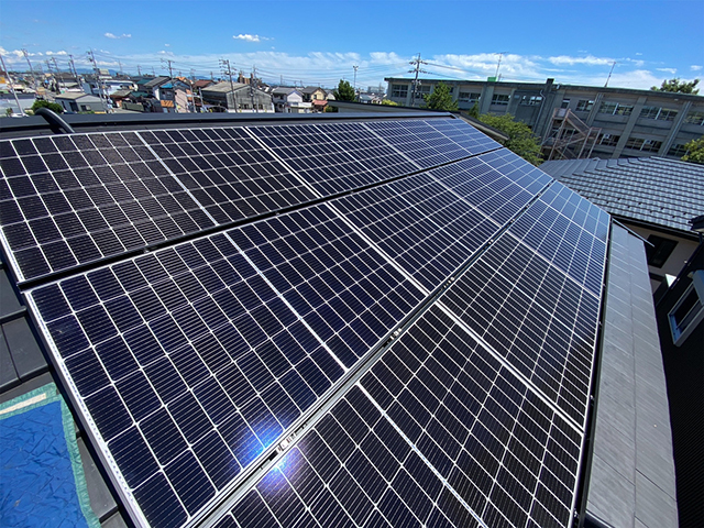 愛知県半田市の長州産業製CS-340B81 ×24の施工写真