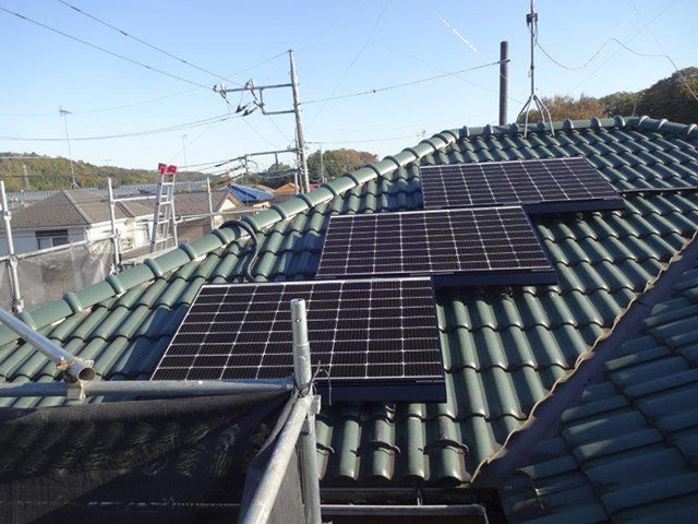 東京都八王子市の長州産業製CS-223B81S ×20、CS-217B81SAG ×4の太陽光発電施工写真3