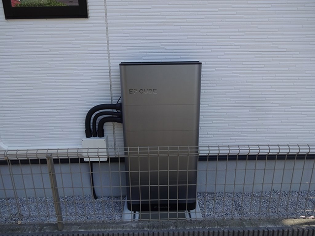 埼玉県熊谷市の カナディアンソーラー製B1-3G ×3の蓄電池施工写真
