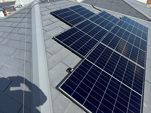 愛知県名古屋市のハンファジャパン製Re.RISE-NBC 440 ×6、Re.RISE-NBC MS290 ×3の太陽光発電施工写真