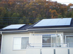 東京都八王子市の東芝製SPR-240NE-WHT-J×20枚の太陽光発電施工写真