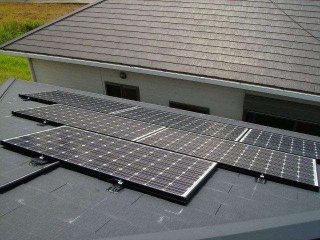 大阪府阪南市　のサンヨー製HIT-N230SJ16×19枚の太陽光発電施工写真