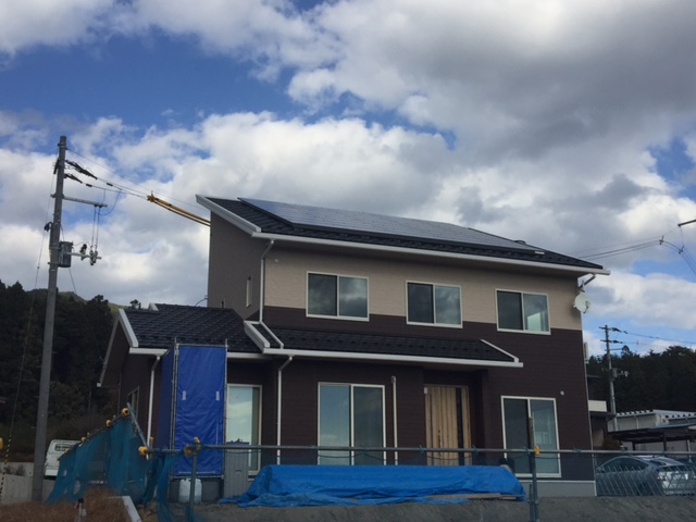 岩手県陸前高田市　の東芝製SPR-250NE-WHT-J×40枚の太陽光発電施工写真