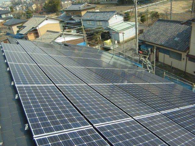 埼玉県川越市のパナソニック製VBHN240SJ33×50枚の太陽光発電施工写真