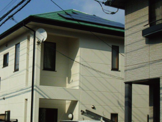 埼玉県鴻巣市の東芝製SPR-250NE-WHT-J×24枚の太陽光発電施工写真