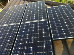 奈良県奈良市のパナソニック製VBH13230T×２0枚の太陽光発電施工写真