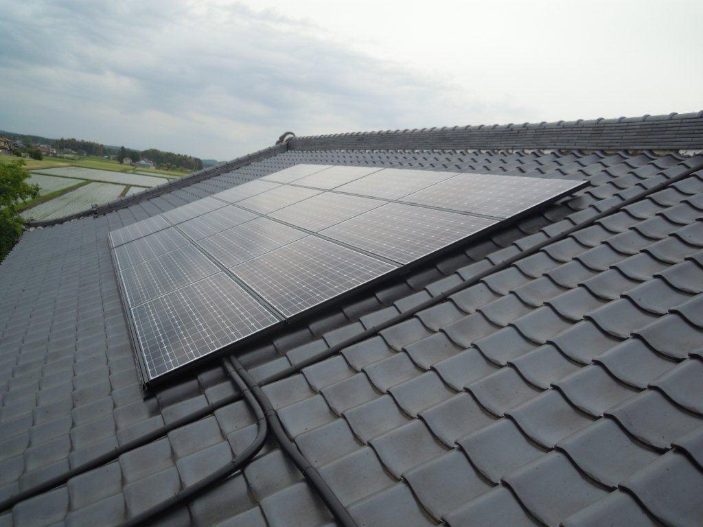 栃木県塩谷郡のカナディアン・ソーラー製MOD-CS5A-200MB×21枚の太陽光発電施工写真