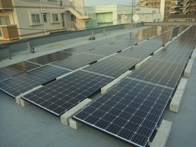 東京都杉並区のトリナソーラー製TSM-270DC05A×44枚の太陽光発電施工写真