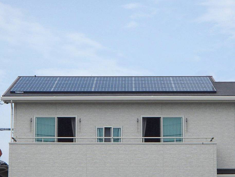 静岡県裾野市の東芝製SPR-250NE-WHT-J×20枚の太陽光発電施工写真