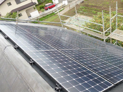 群馬県高崎市の東芝製SPR-250NE-WHT-J×15枚の太陽光発電施工写真