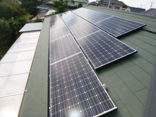 千葉県館山市のパナソニック製VBHN240SJ21×18の太陽光発電施工写真