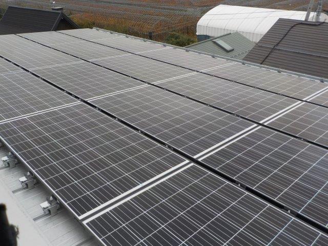 山形県山形市のQセルズ製Q.PLUS-G4.1 275×20枚の太陽光発電施工写真